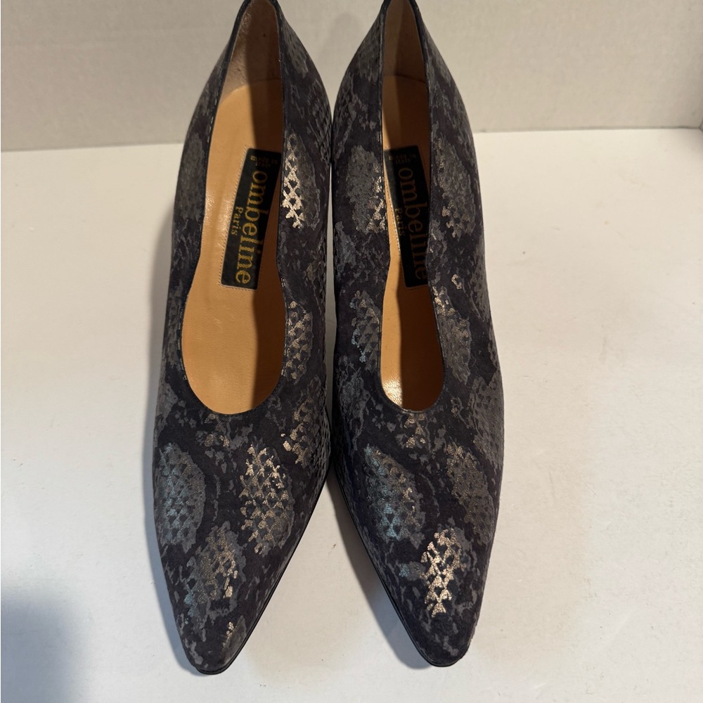 Women's Ombeline Black and Gray Snakeskin Pumps